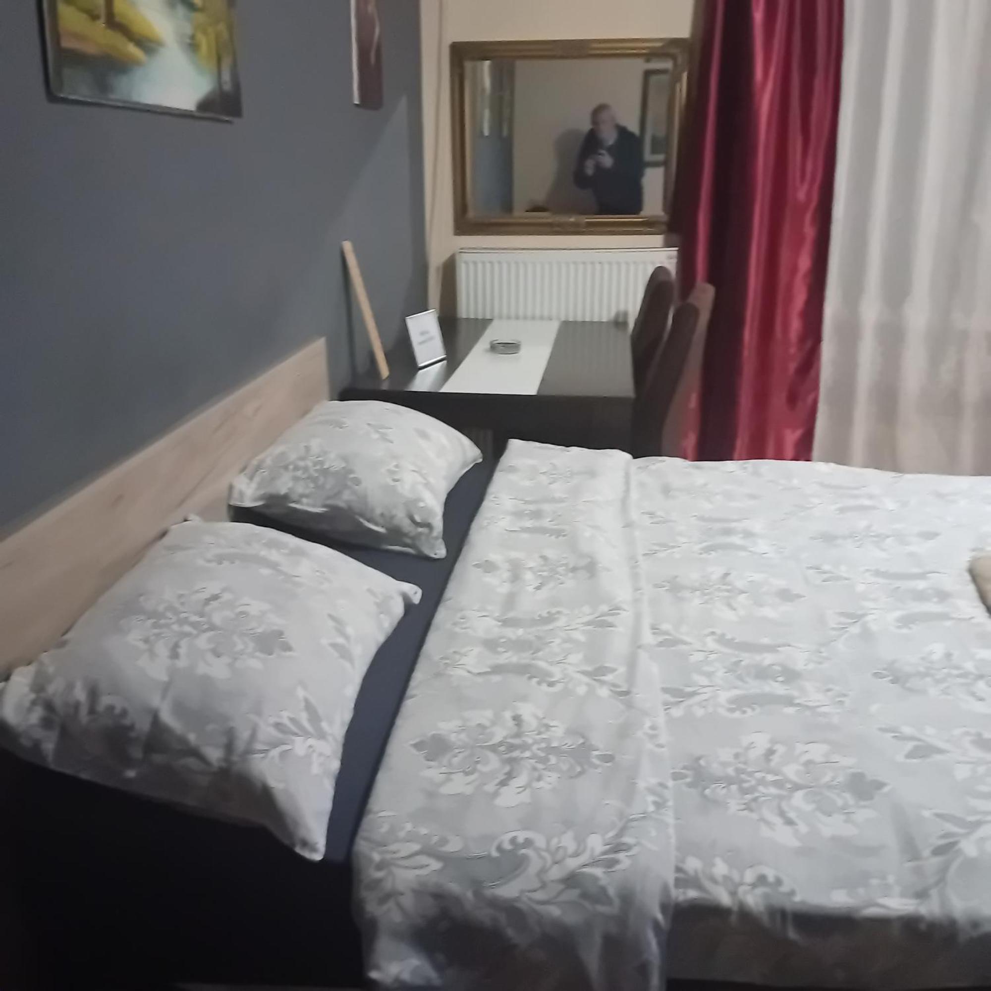 Apartment Viktor 2 Stan Na Dan Sabac Ngoại thất bức ảnh
